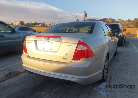 2010 Ford Fusion Sel z USA, uszkodzony, nr VIN 3FAHP0JG9AR254906